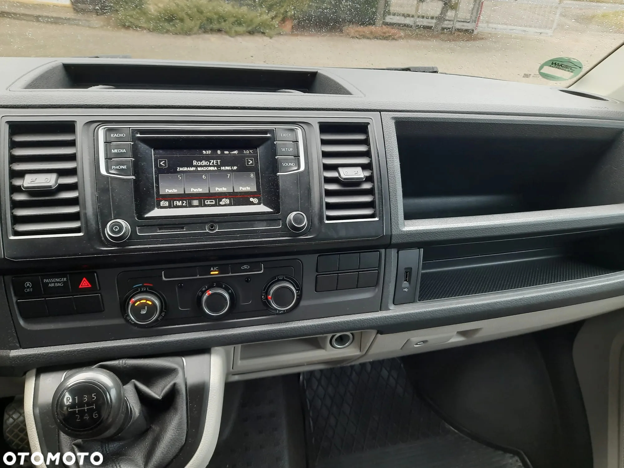 Volkswagen T6 Transporter - 6