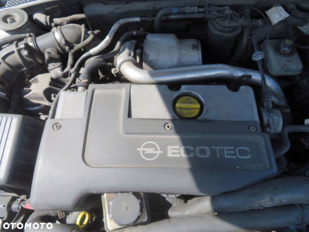 POMPA WTRYSKOWA VECTRA B LIFT 2.2 DTI  OPEL 1999-2002 - 1