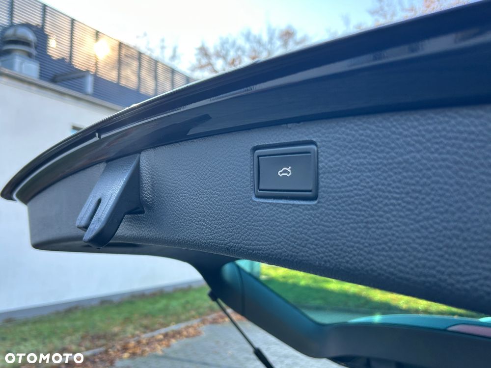 Volkswagen Passat 2.0 TDI Highline R-Style DSG - 27