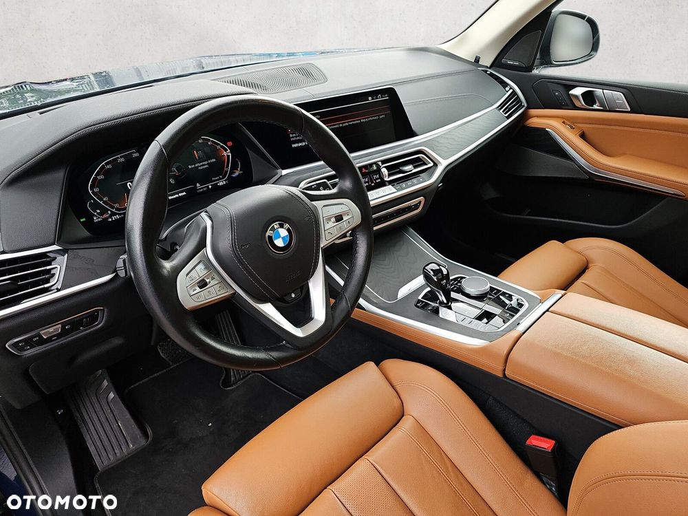 BMW X7 - 10