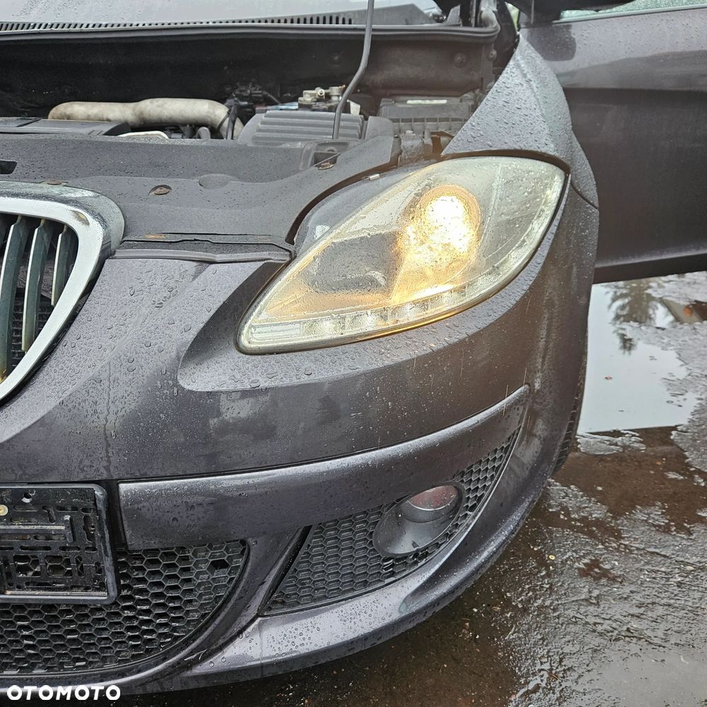 Seat Altea 2,0 FSI (L59N) pojazd na części: maska, zderzak, drzwi, szyby, lusterka, chłodnica ... - 9