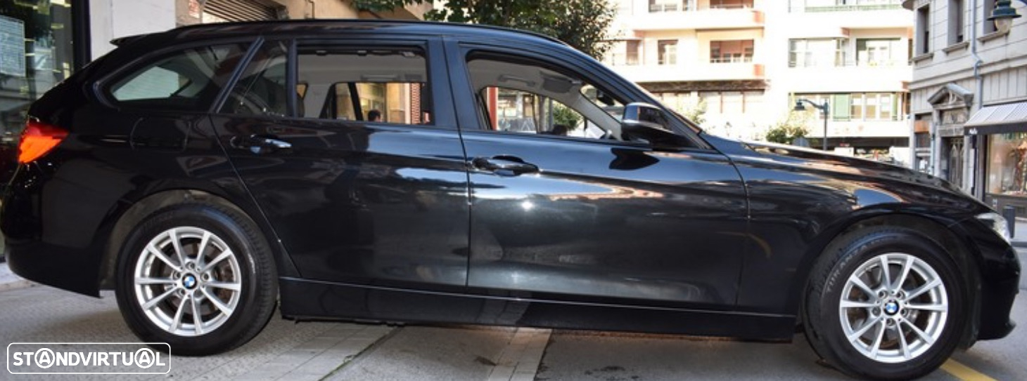 BMW 320 d Touring Advantage - 11