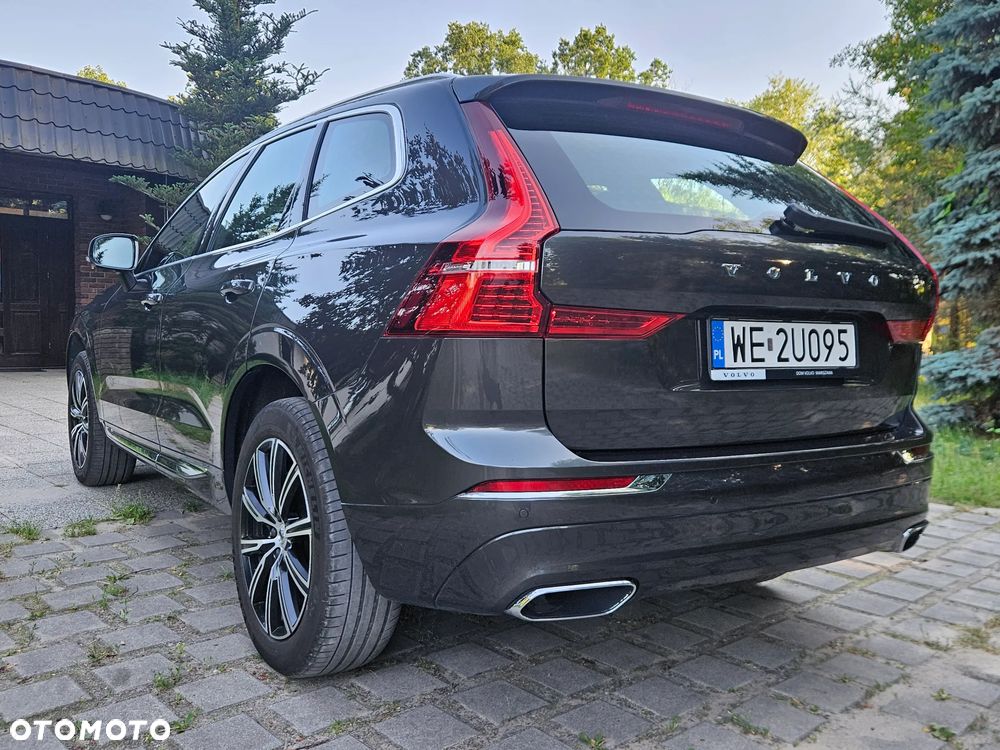 Volvo XC 60 B4 D AWD Essential - 4