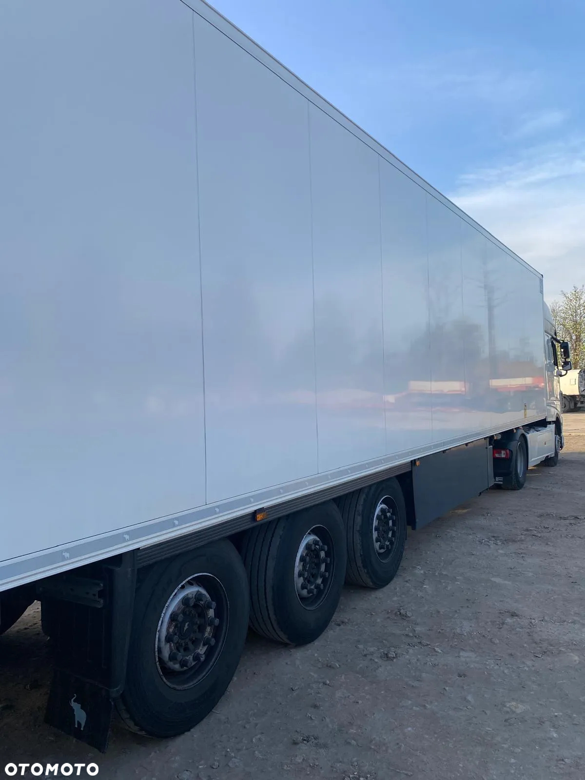 Schmitz Cargobull S3B - 8