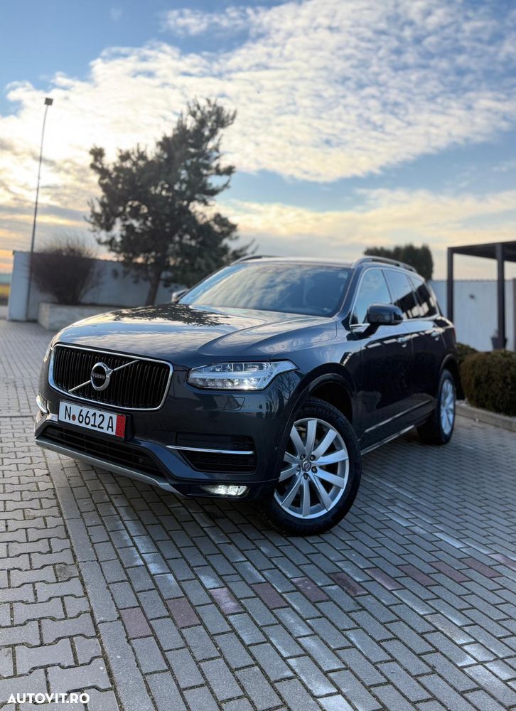 Volvo XC 90 D5 AWD Geartronic Momentum - 1