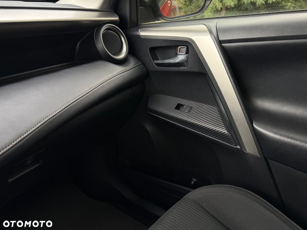 Toyota RAV4 - 38