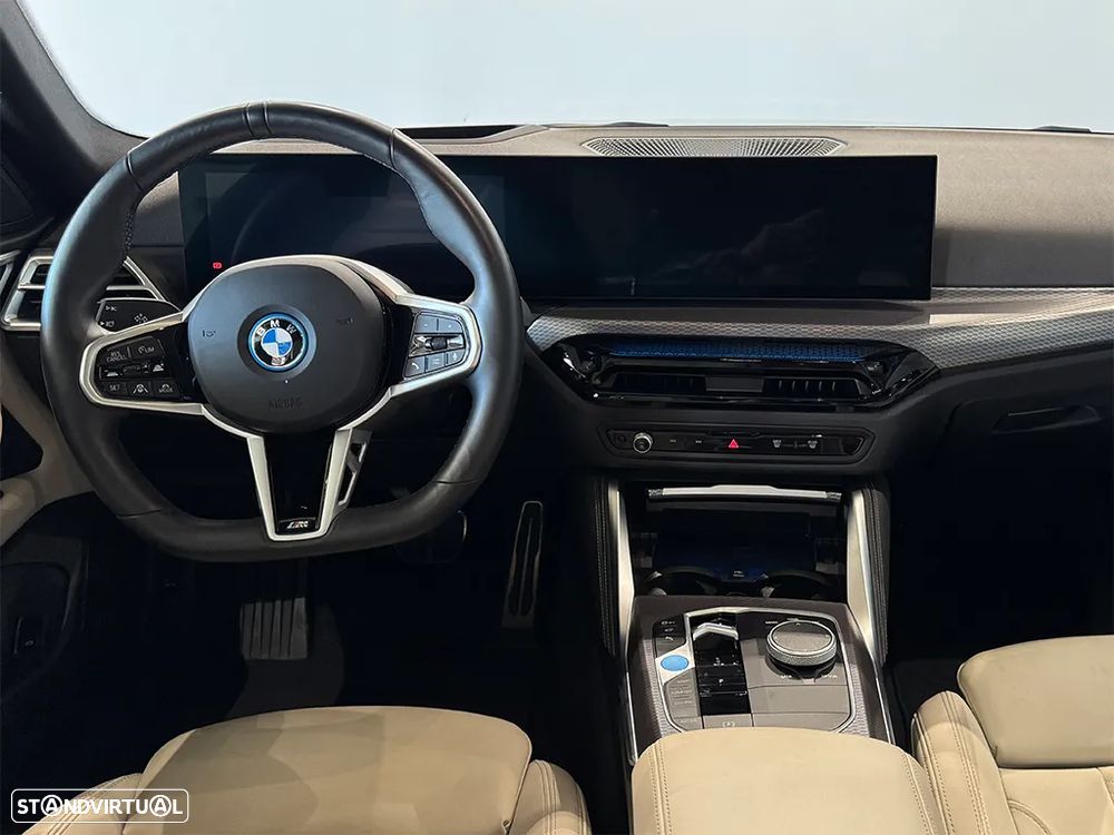 BMW i4 eDrive40 Pack Desportivo M - 7