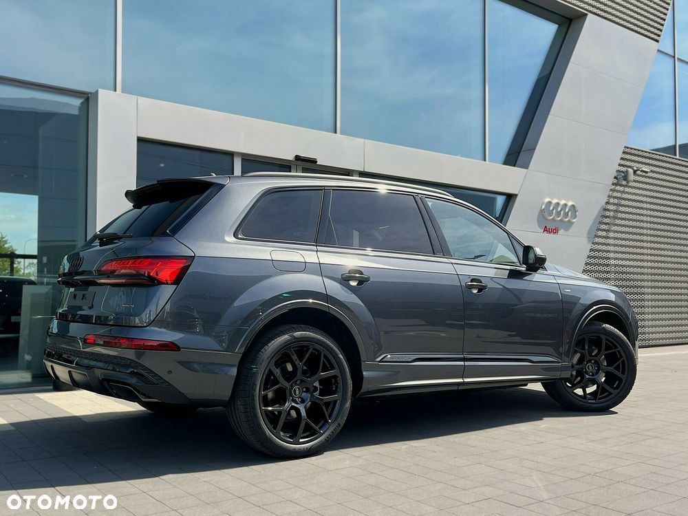 Audi Q7 - 10