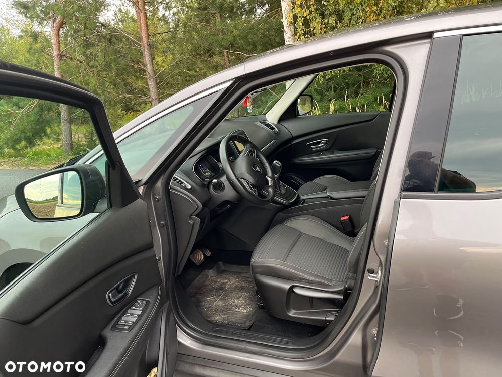 Renault Scenic - 13