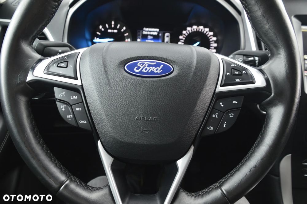 Ford S-Max 2.0 TDCi 4WD Titanium - 37