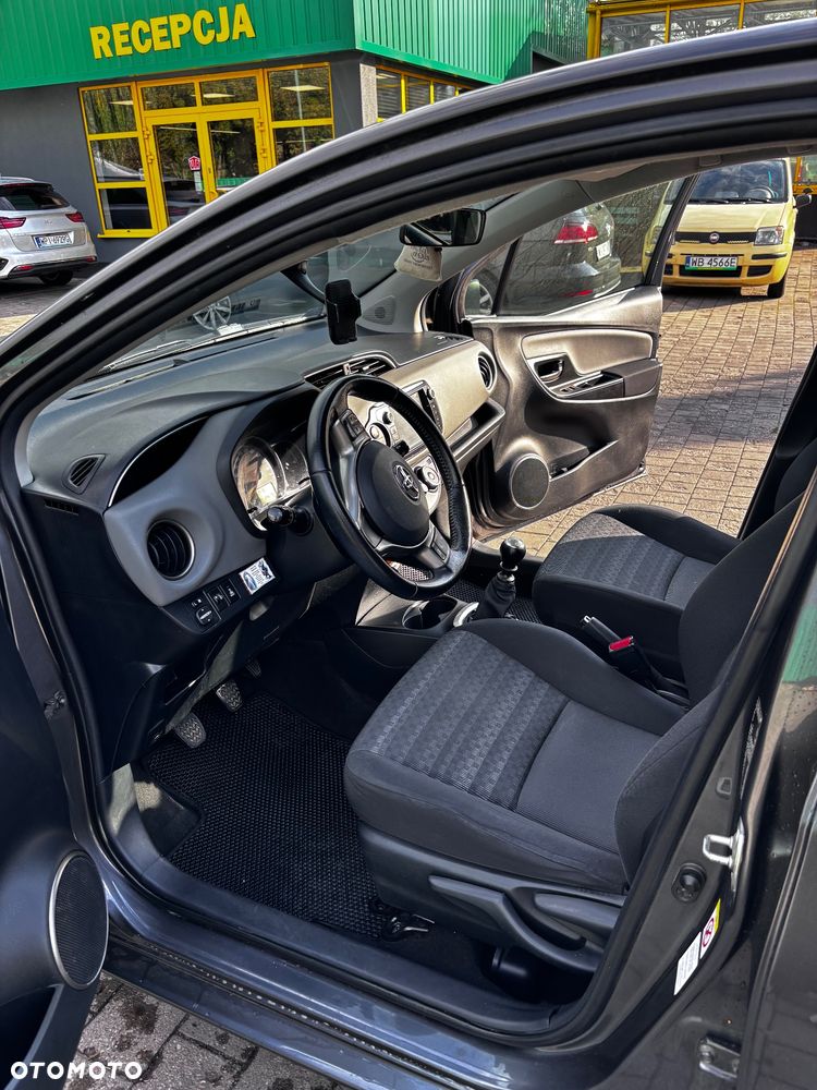 Toyota Yaris - 23