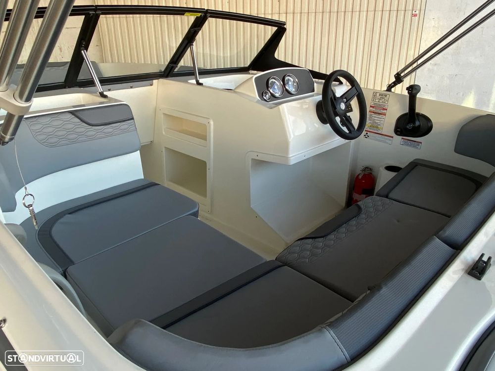 Bayliner Element M17 - 16