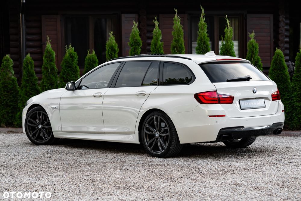 BMW Seria 5 M550d xDrive Sport-Aut - 11