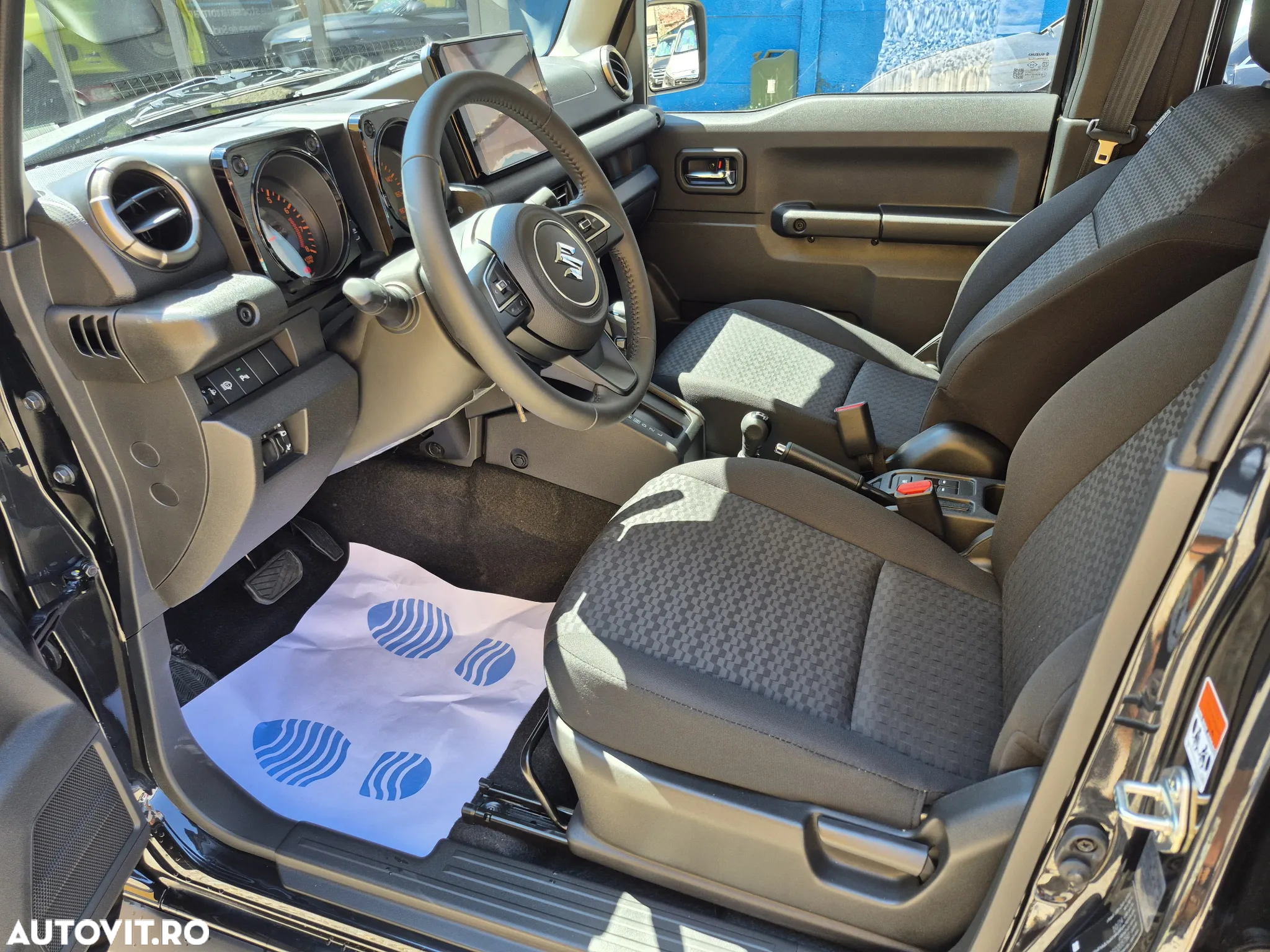 Suzuki Jimny 1.5 ALLGRIP GLX AT - 21