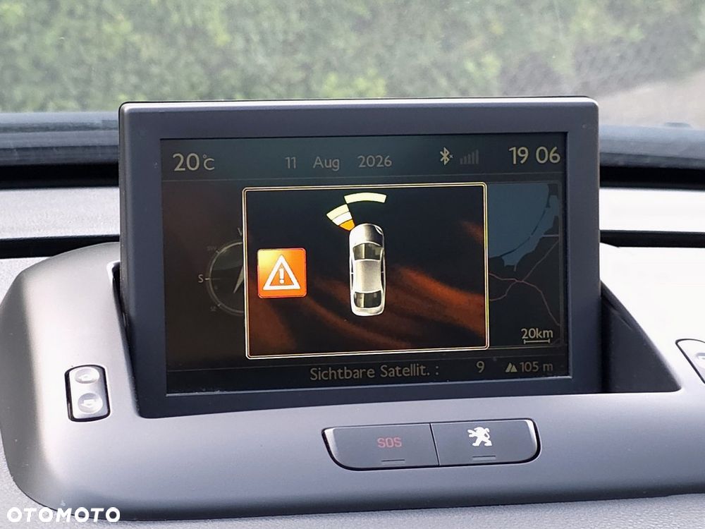 Peugeot 5008 - 24