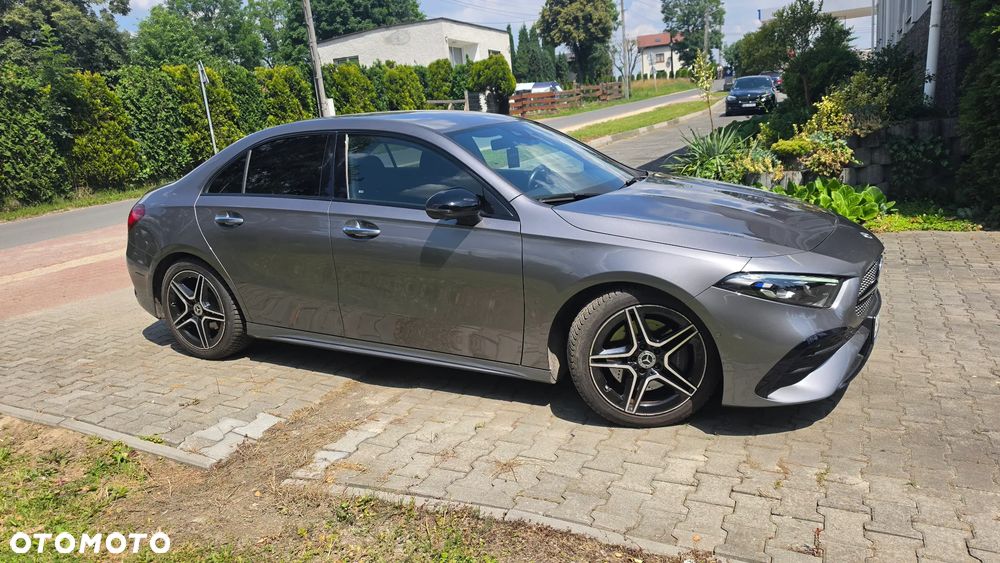 Mercedes-Benz Klasa A 220 d AMG Line 8G-DCT - 38