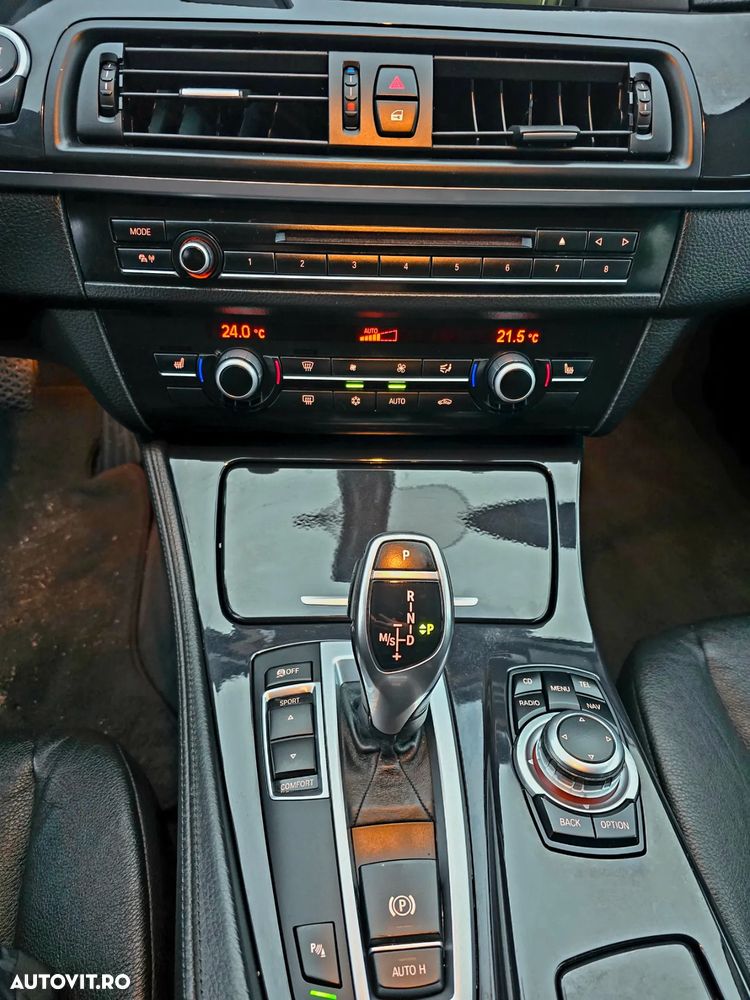 BMW Seria 5 520d Aut. Luxury Line - 11