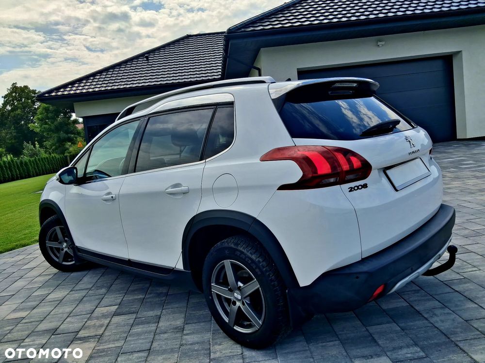 Peugeot 2008 - 4