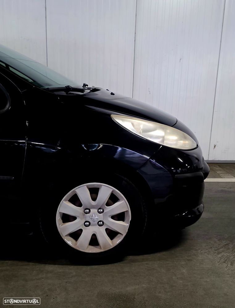 Peugeot 207 1.4 HDi WIP Nav - 2