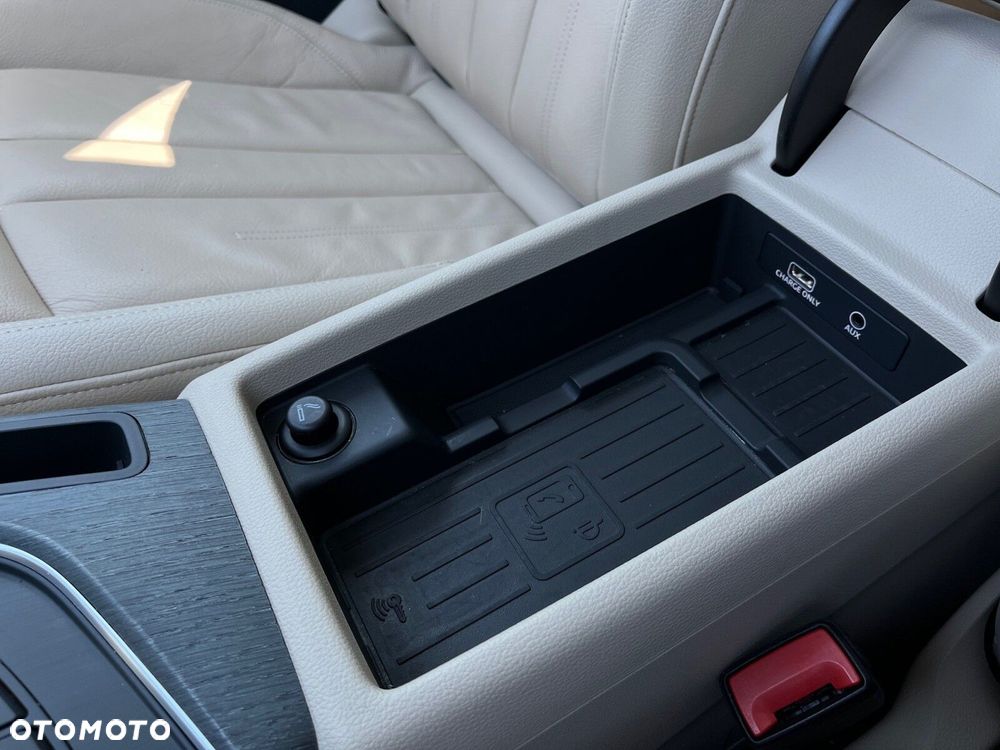 Audi A4 Limousine - 20