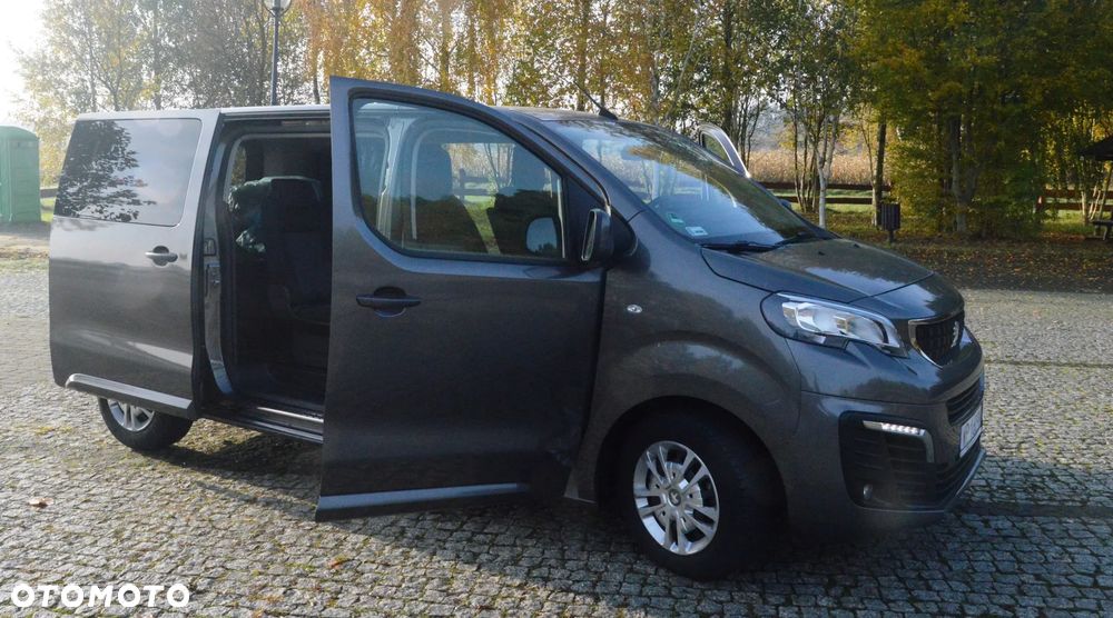 Peugeot Traveller 2.0 BlueHDi Standard Business - 11