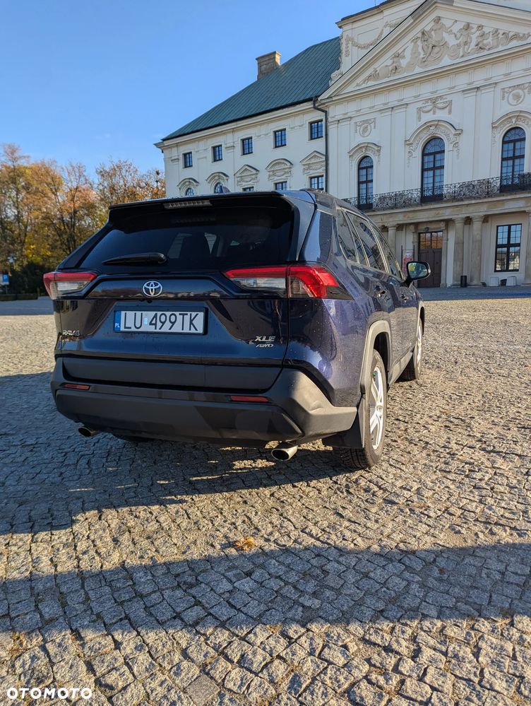 Toyota RAV4 - 4