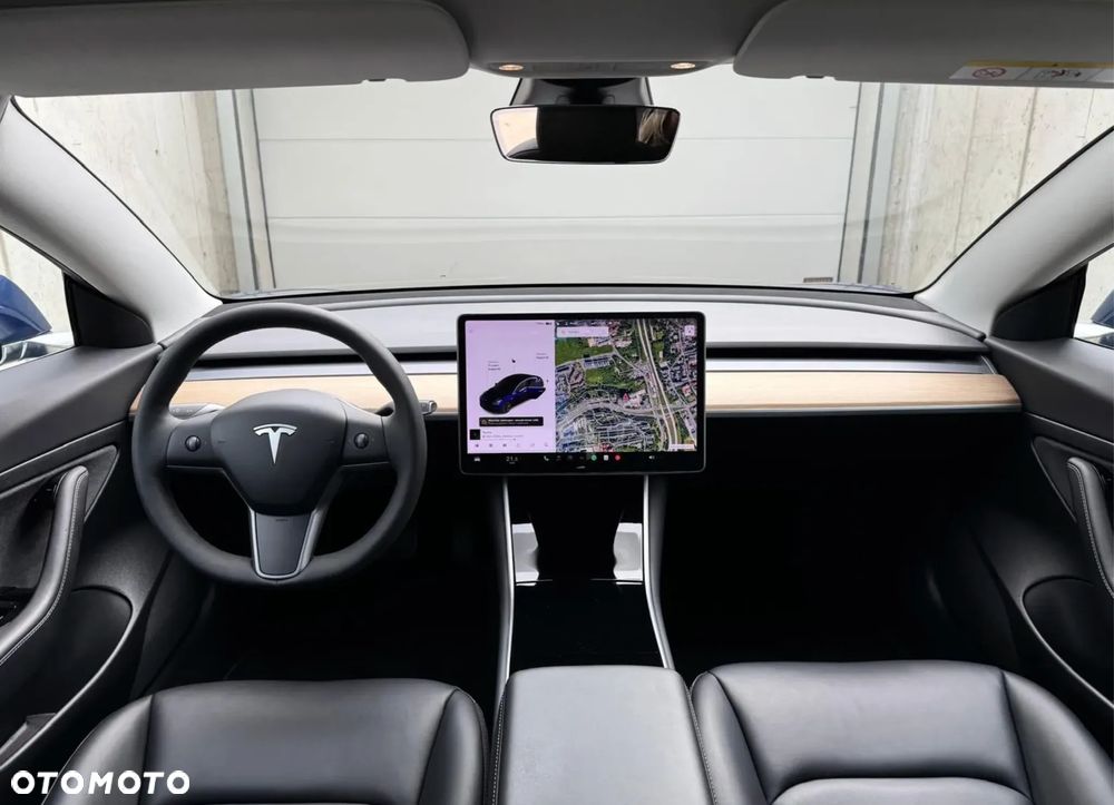 Tesla Model 3 Standard Reichweite Plus Hinterradantrieb - 11