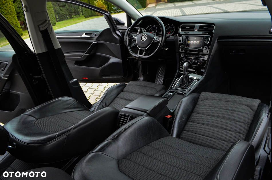 Volkswagen Golf 2.0 TDI (BlueMotion Technology) DSG Highline - 33