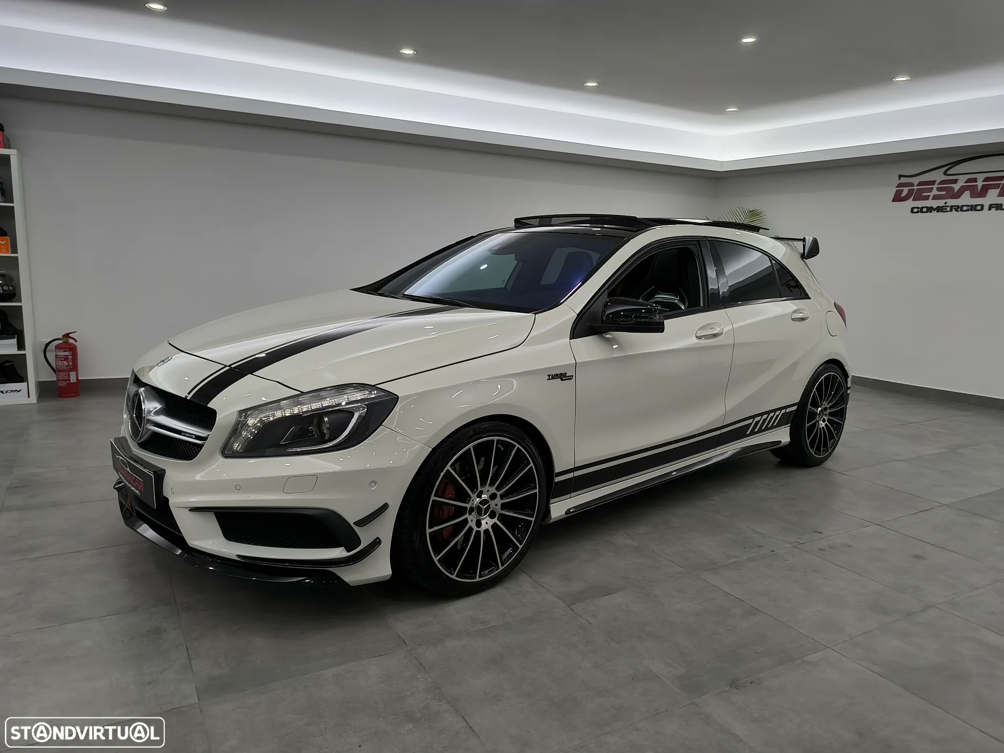 Mercedes-Benz A 45 AMG 4Matic Speedshift 7G-DCT - 11