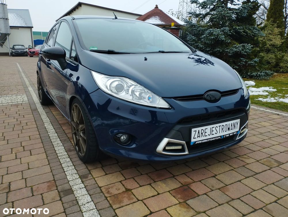 Ford Fiesta 1.4 Champions Edition - 9