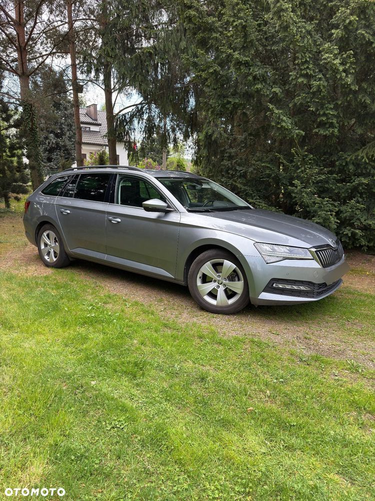 Skoda Superb 2.0 TDI DSG Ambition - 2