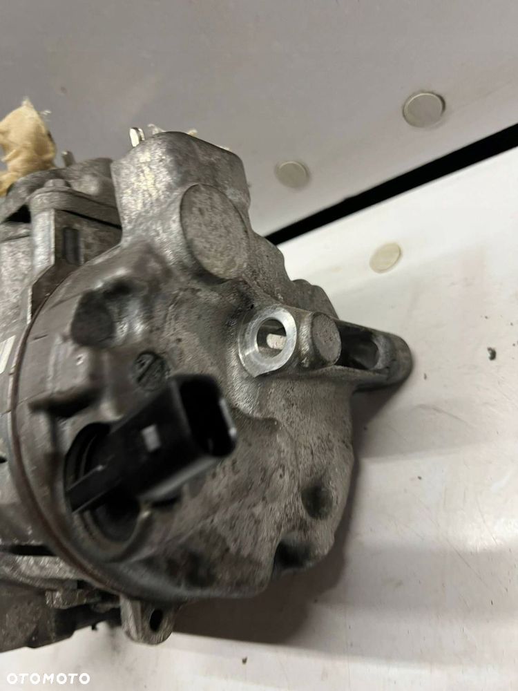1K0 820 808 A Sprężarka klimatyzacji 2.0 TFSI CESA Audi TT TTS Mk2 2011 - 3