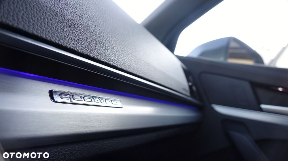 Audi Q5 Sportback - 40