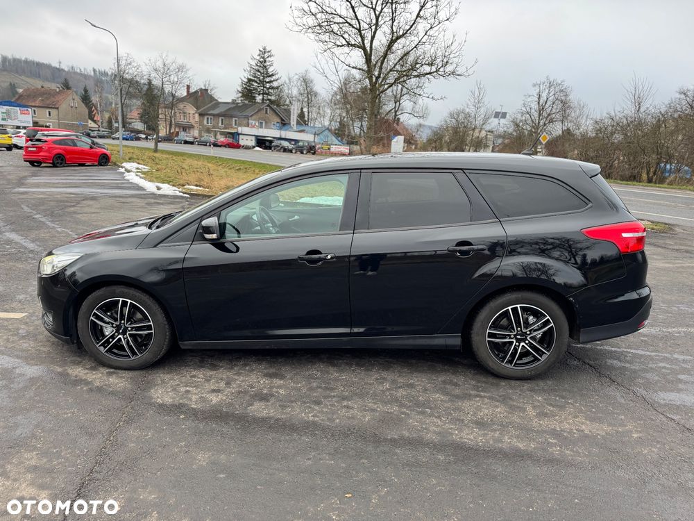 Ford Focus 1.0 EcoBoost Titanium - 18
