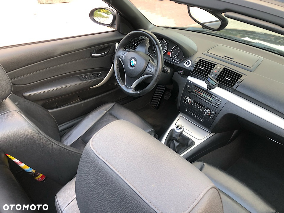 BMW Seria 1 118i Cabrio Limited Edition Lifestyle mit M Sportpaket - 29