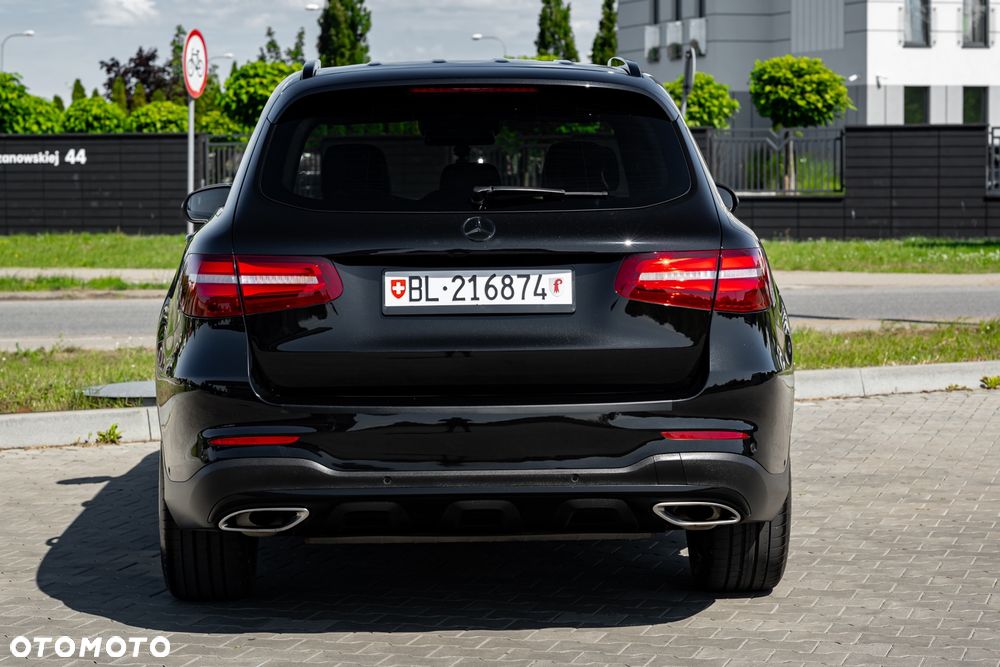 Mercedes-Benz GLC 250 4Matic 9G-TRONIC - 11