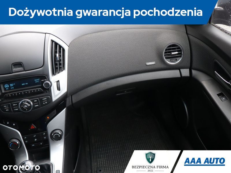 Chevrolet Cruze - 10