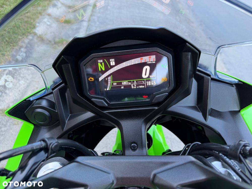 Kawasaki Ninja - 8