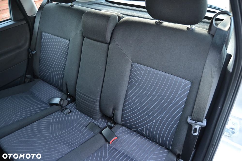 Opel Meriva 1.6 Cosmo - 25
