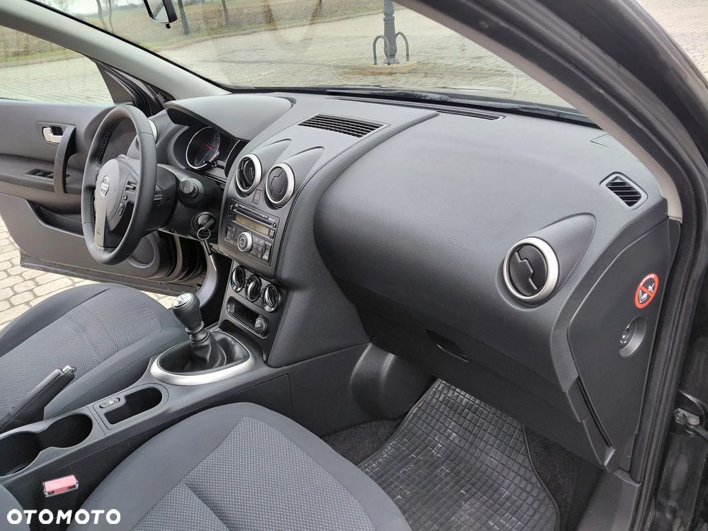 Nissan Qashqai 1.5 dCi DPF acenta - 17