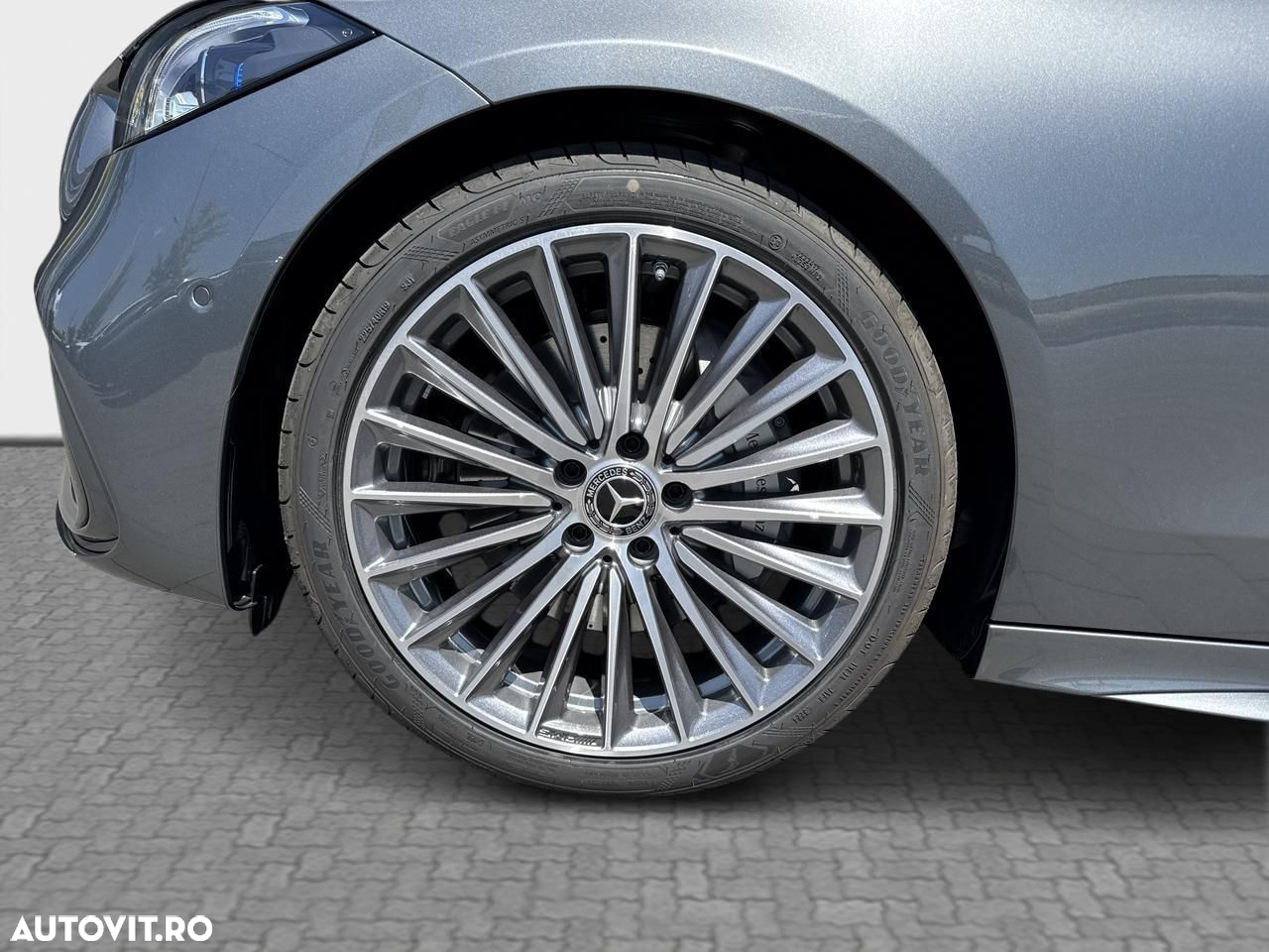 Mercedes-Benz C - 5