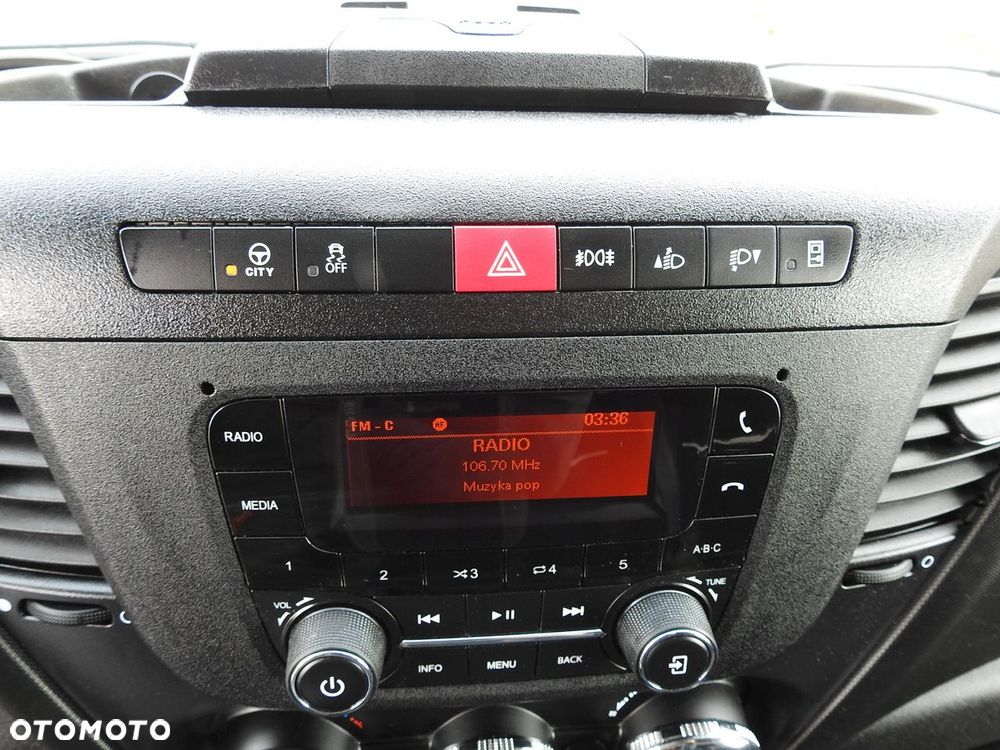 Iveco DAILY  35S18 PLANDEKA 10 PALET WEBASTO TEMPOMAT KLIMATYZACJA  180KM - 36