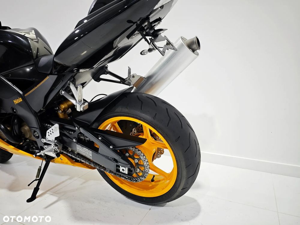 Kawasaki ZX - 17