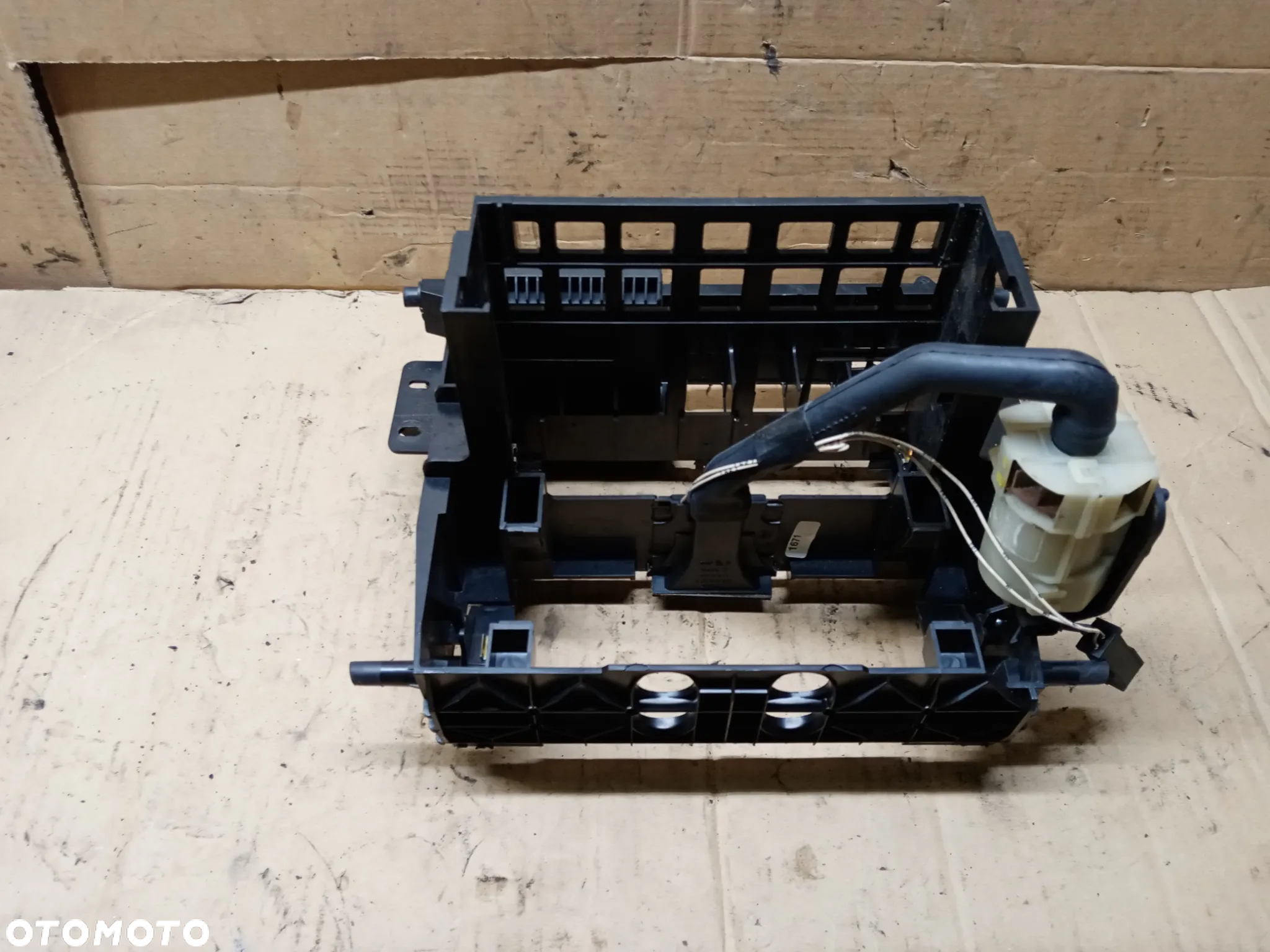 Ramka radia stelaż kieszeń pompka Audi A4 B5 8D0820529S 8D0857007F - 6