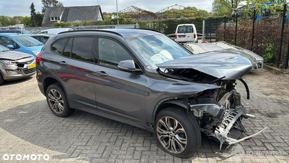 BMW X1 sDrive18i - 4