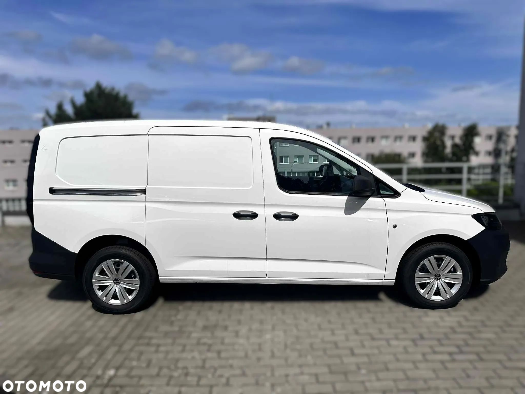 Volkswagen Caddy Cargo MAXI - 12