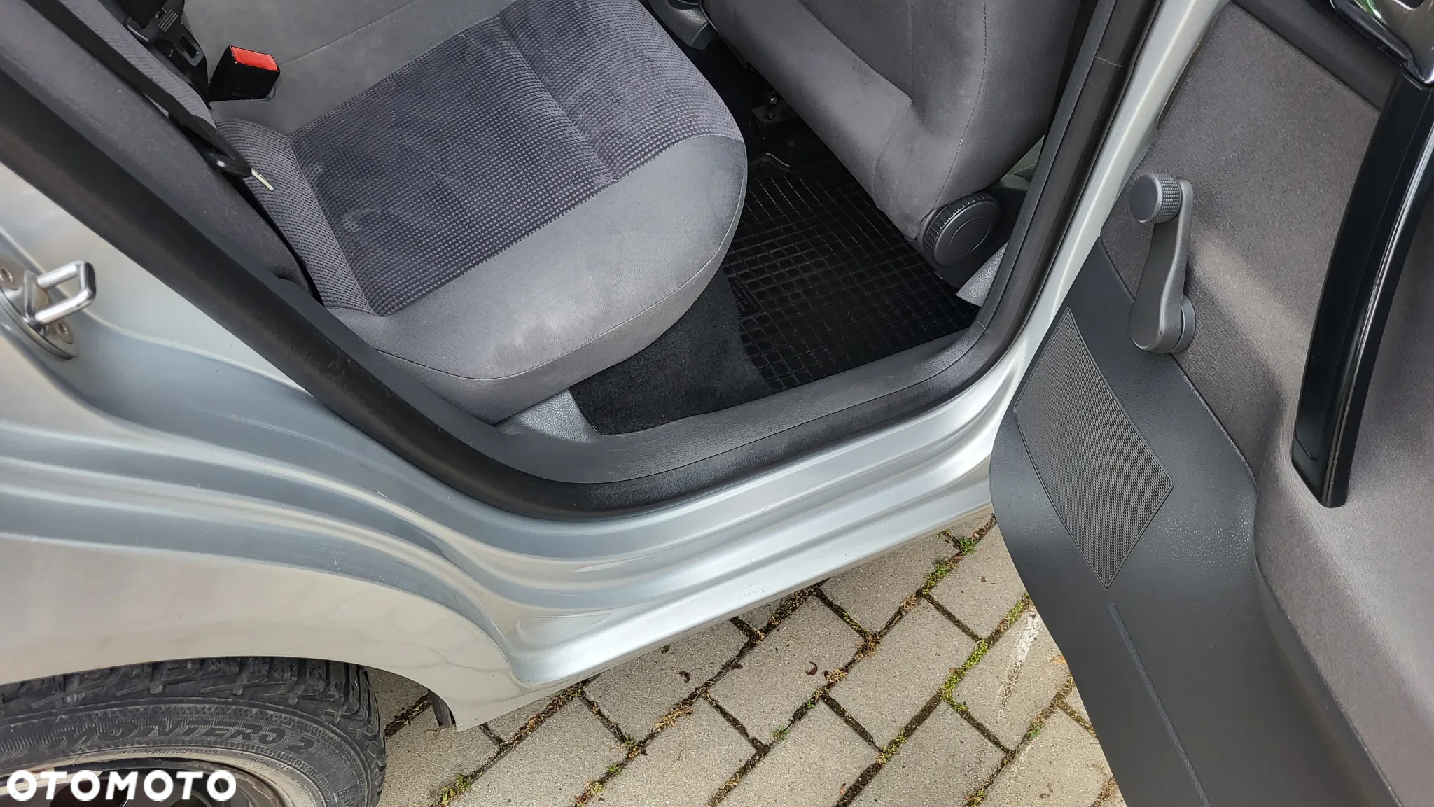 Volkswagen Polo - 12