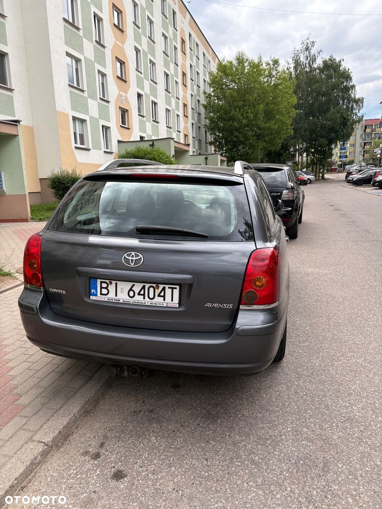 Toyota Avensis 2.0 VVT-i Sol - 3