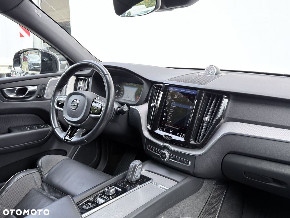 Volvo XC 60 - 16