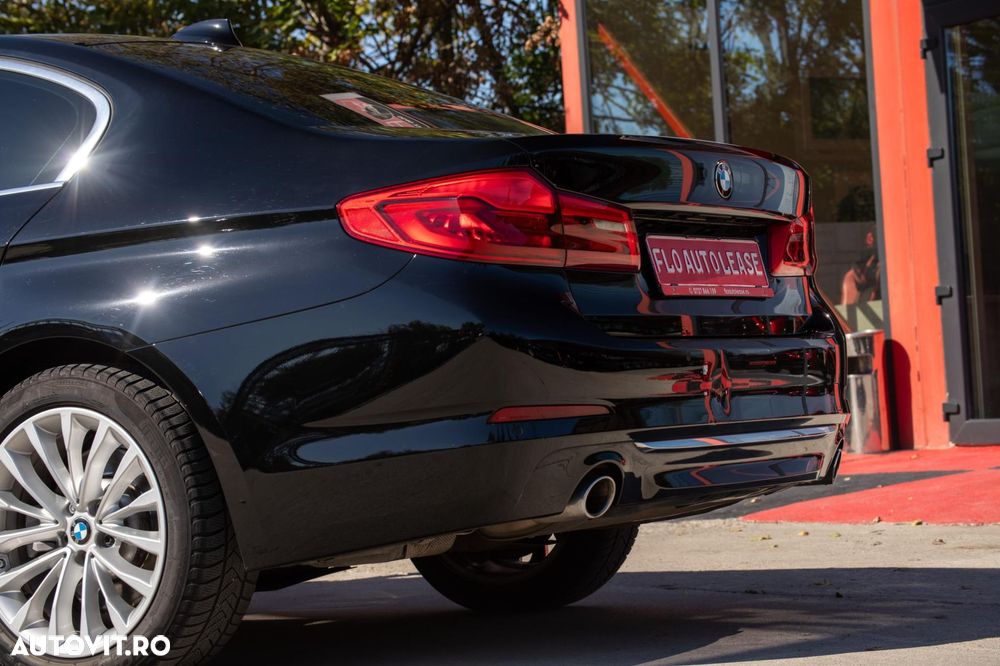 BMW Seria 5 520i AT - 7